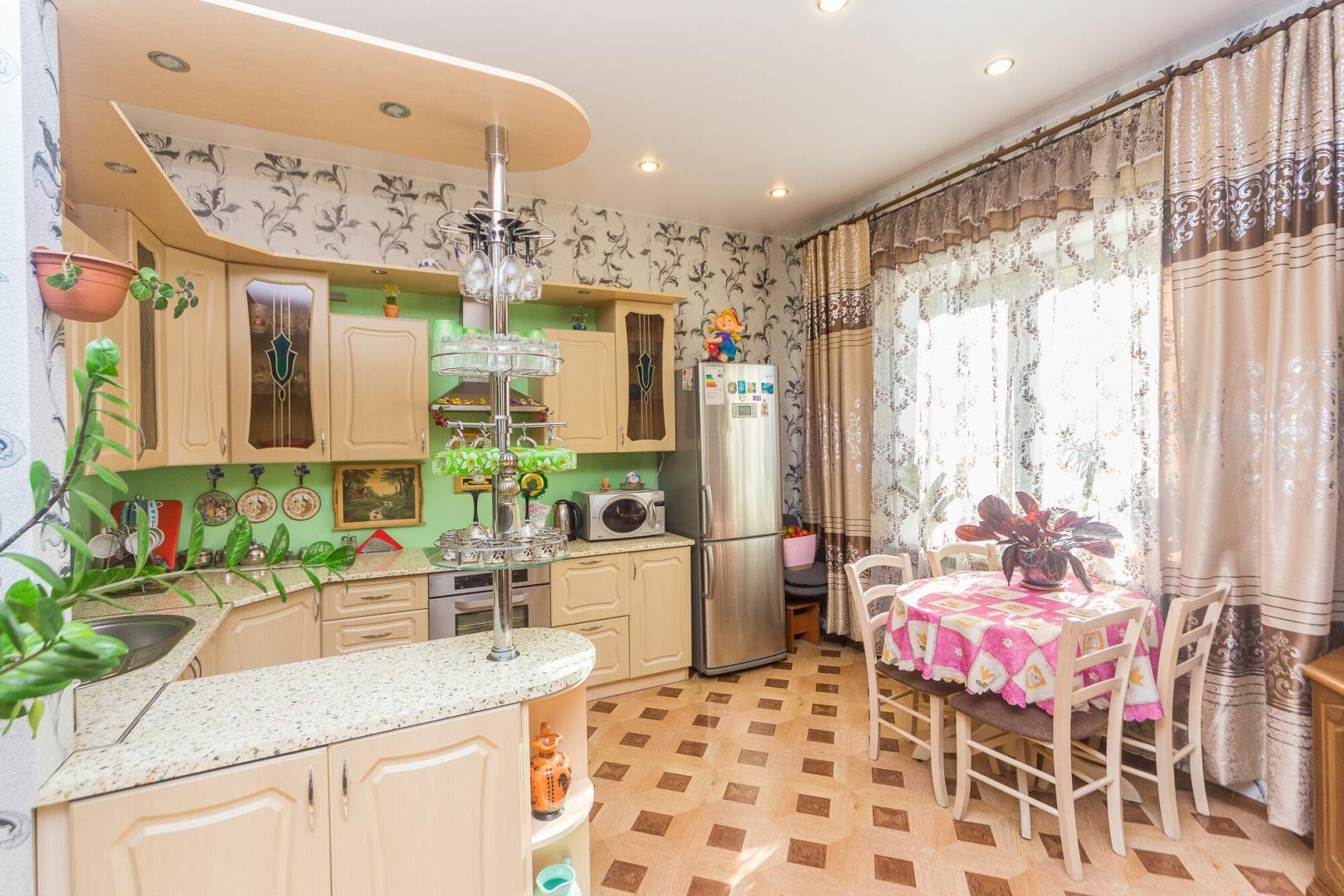 Продам дом в Маркова по адресу Медовая улица, 164А, площадь 160 квм Недвижимость Иркутская  область (Россия)  дома 160 кв