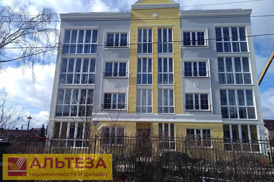 Продам квартиру в Янтарный по адресу улица Балебина, 13б, площадь 315 квм Недвижимость Калининградская  область (Россия)  Оформляя ипотеку через нас, вы получаете скидку от 0,3% до 0,7% годовых по процентной ставке