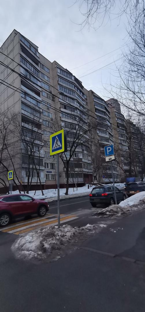 Продам квартиру в Москве по адресу улица Короленко, 10, площадь 53 квм Недвижимость Москва (Россия) Продается просторная двухкомнатная квартира