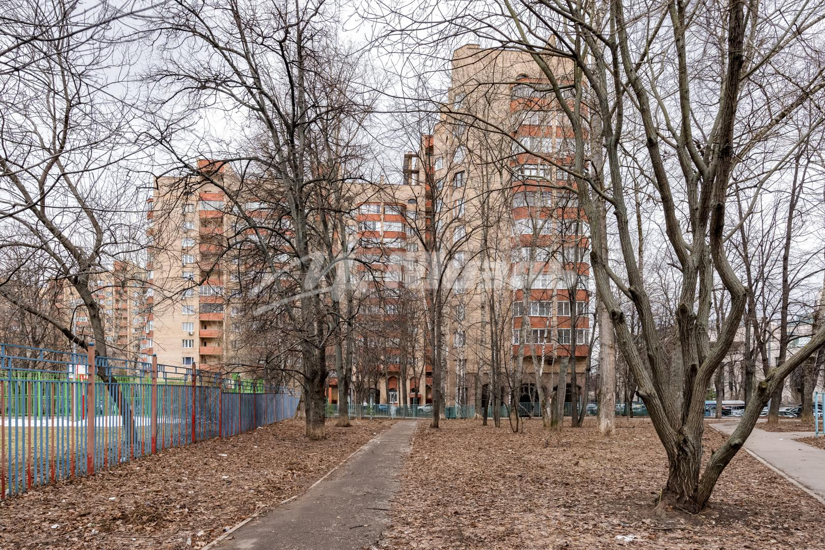 Продам квартиру в Москве по адресу Новочерёмушкинская улица, 62к1, площадь 1066 квм Недвижимость Москва (Россия)  Год постройки 1982