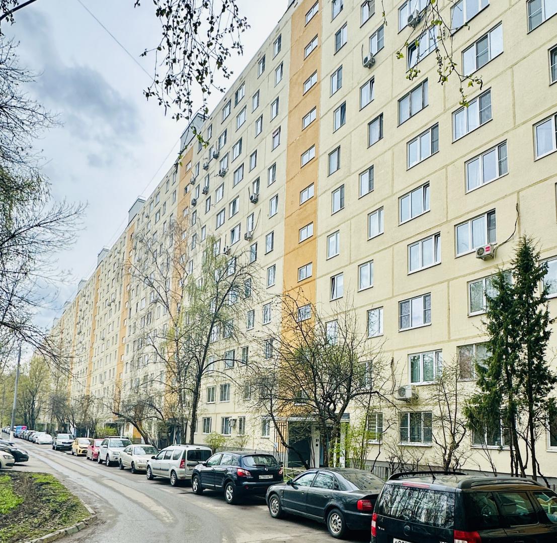 Продам квартиру в Москве по адресу Алтуфьевское шоссе, 18, площадь 628 квм Недвижимость Москва (Россия) , комнаты 13
