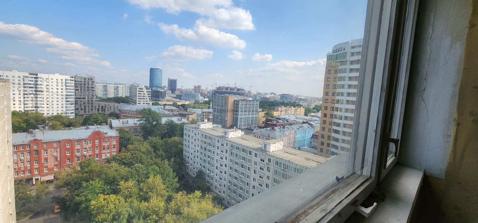 Продам квартиру в Москве по адресу Октябрьский переулок, 12, площадь 195 квм Недвижимость Москва (Россия)    Соседи тихие