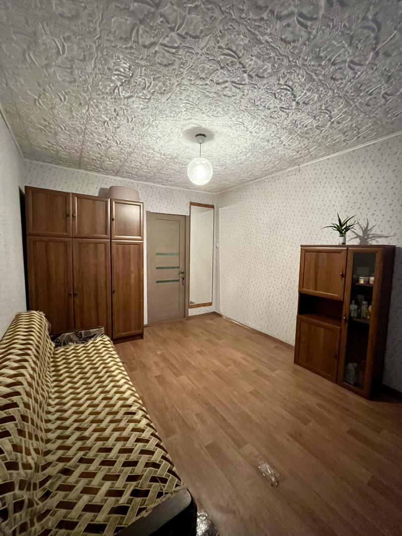 Продам комнату в Иркутске по адресу улица Маршала Конева, 18, площадь 1053 квм Недвижимость Иркутская  область (Россия)  105