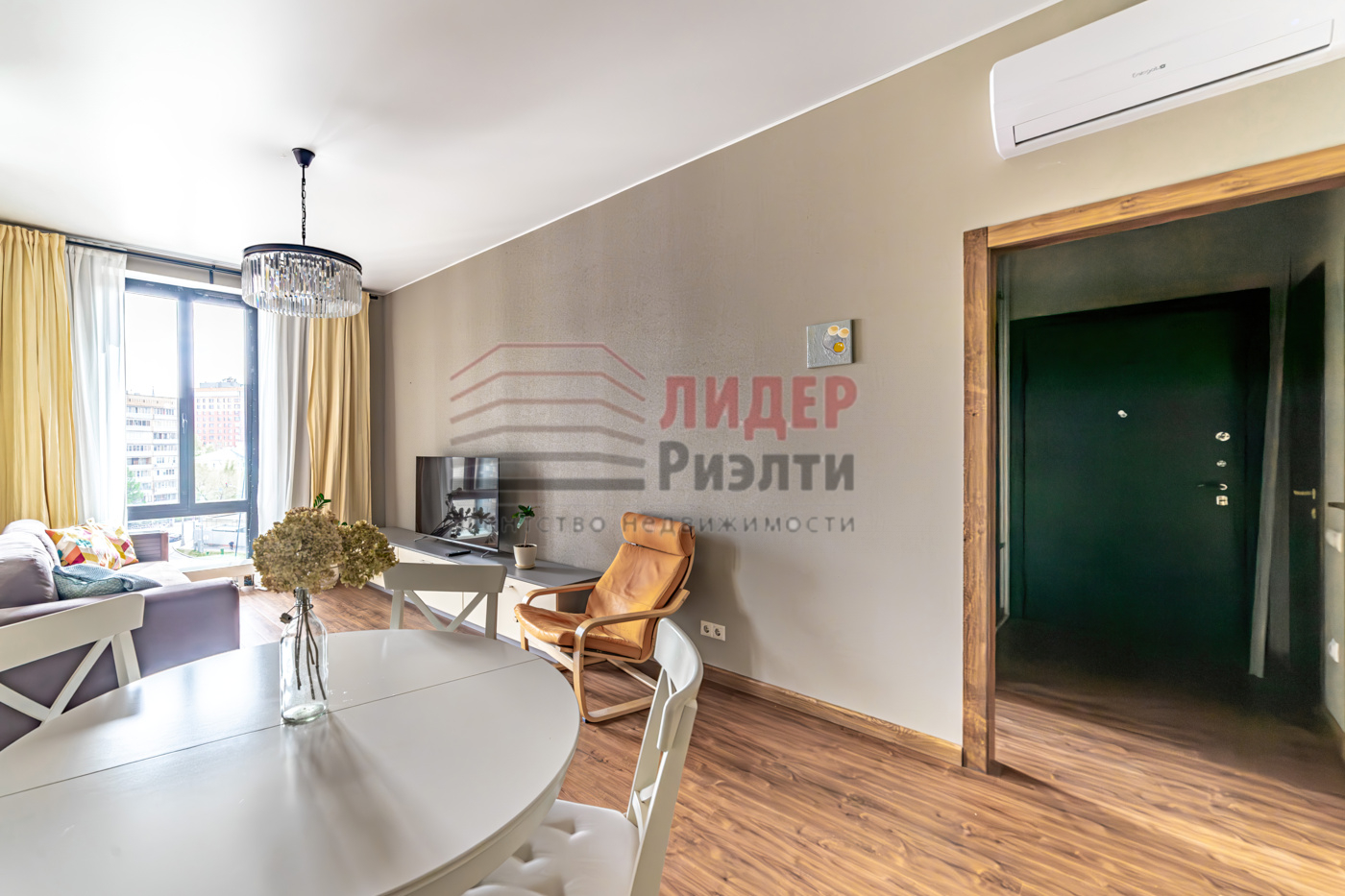 Продам квартиру в Москве по адресу Ходынская улица, 2, площадь 496 квм Недвижимость Москва (Россия)  Центр Зотов