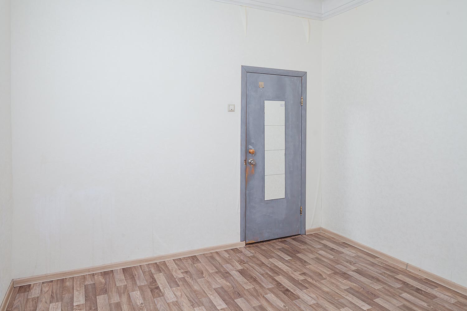 Продам квартиру в Москве по адресу Капельский переулок, 13, площадь 80 квм Недвижимость Москва (Россия)  В квартире очень тихо и светло